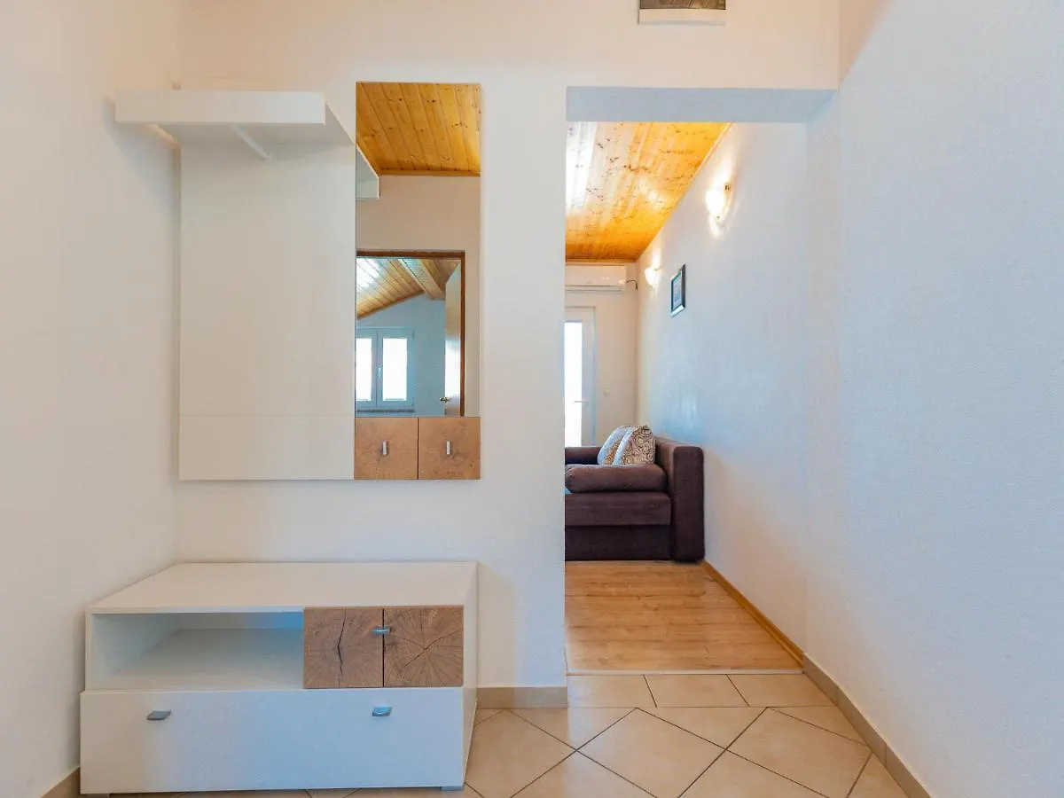 Apartment Maja - Srd423 By Interhome 马斯莱尼察 0*,